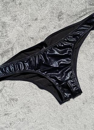 Трусики эротические с доступом черные лаковые m-l
