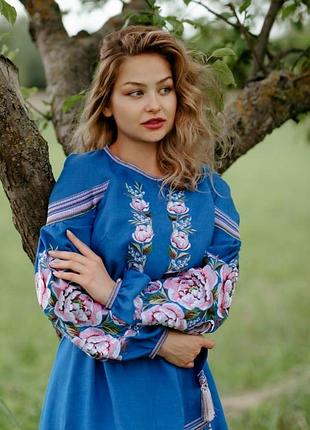 Сукня вишита жіноча