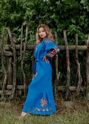 Вишита сукня