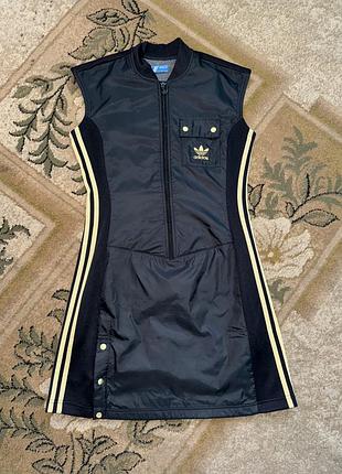 Спортивна сукня adidas