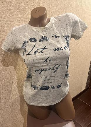 Стильная молодежная футболка