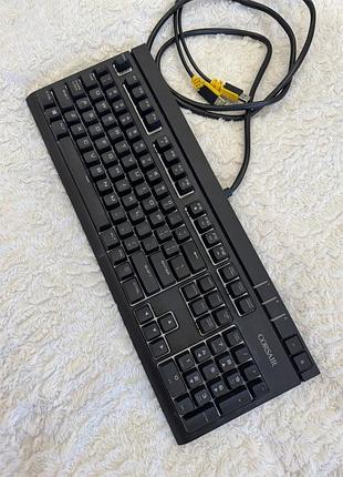 Corsair strafe rgb механічна ігрова клавіатура