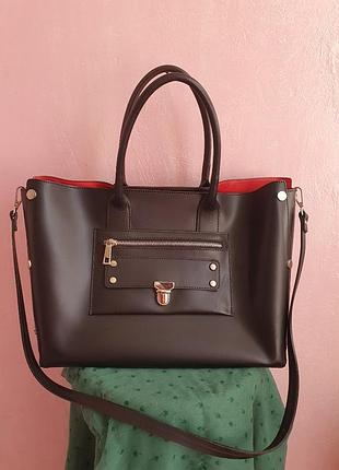 Черная кожаная сумка шоппер