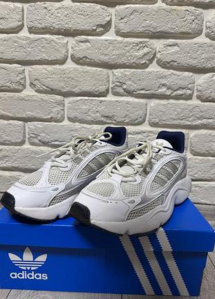 Кросівки adidas