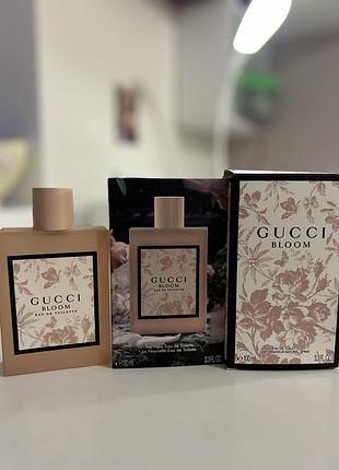 Парфум gucci bloom ( 100% оригінал, фотографії з доказами, користувались 5 разів, 100 ml )