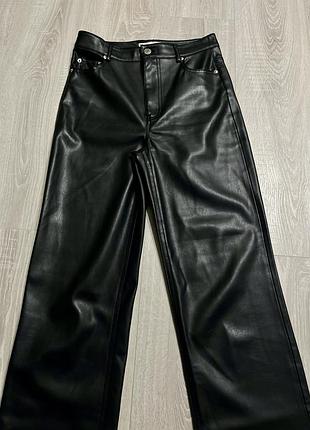 Шкіряні штани zara