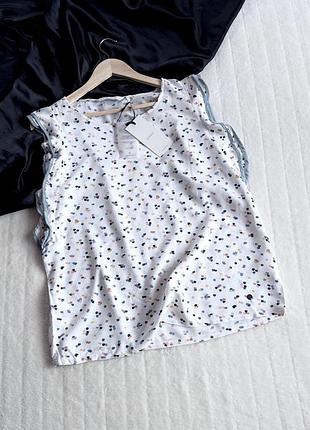 Топ з крильцями numph данія