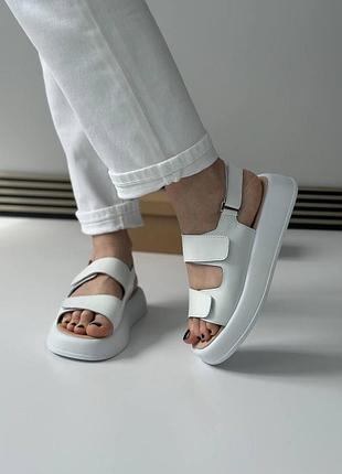 Босоніжки жіночі натуральна шкіра колір білий