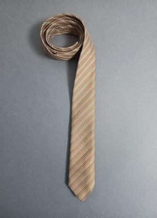 Мужской галстук (в полоску)
