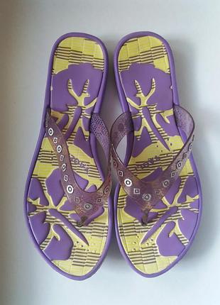 В'єтнамки жіночі