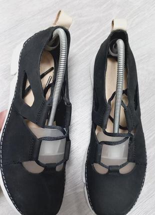 Женские босоножки clarks