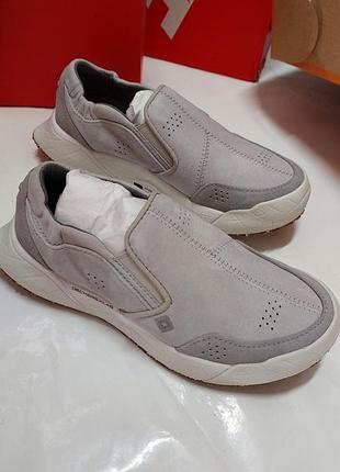 Кроссовки deckers