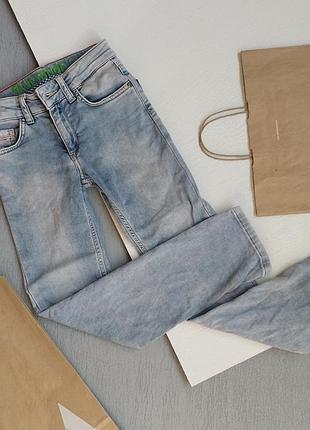 Джинси на дівчинку, р-р 134