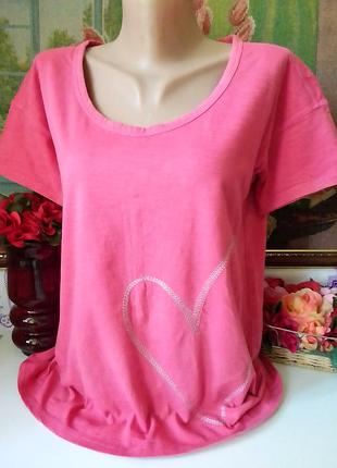 Футболка женская.