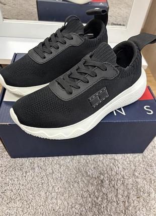 Кроссовки tommy jeans flexi runner 36 размер