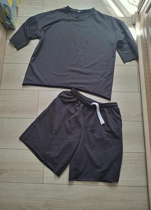 Костюм женский