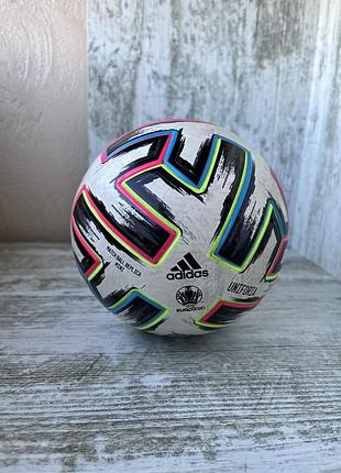 Футбольний мʼяч adidas euro 2020