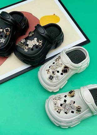 Детские кроксы с украшениями на девочку