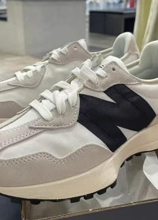 Кросівки new balance