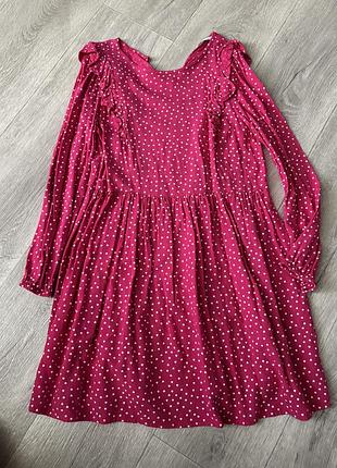 Сукня на дівчинку.