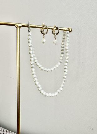 Сережки та намисто