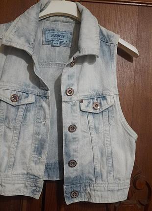 Жилет женский джинсовый