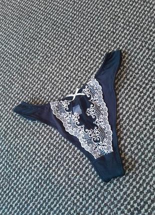 Трусики стринги