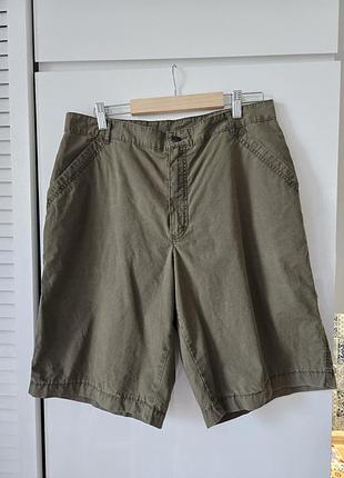Зеленые шорты и сафари стили 40l
