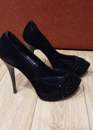 Туфли женские