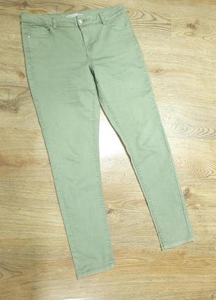 Скинни мятного цвета.