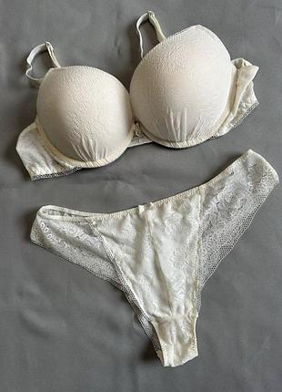 Комплект нижнего белья