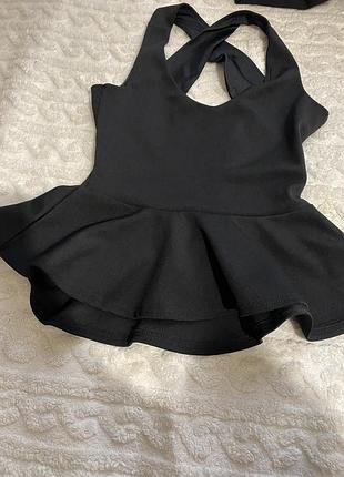 Майка з відкритою спиною 😌