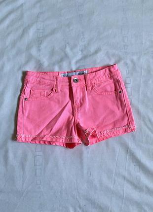Яркие розовые шорты джинс 6-7 лет