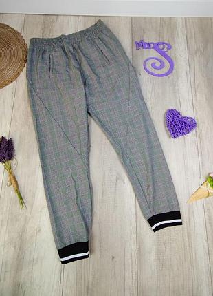 Женские брюки серо зелёные в клетку размер l (48)