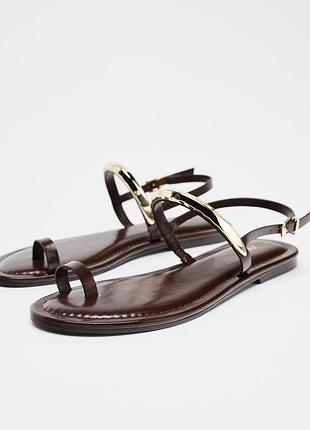 Сандалі  zara