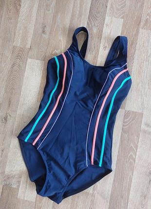 Купальник   .