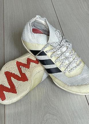 Дитячі футзалки adidas nemesis , 34 рр. 21 cm.