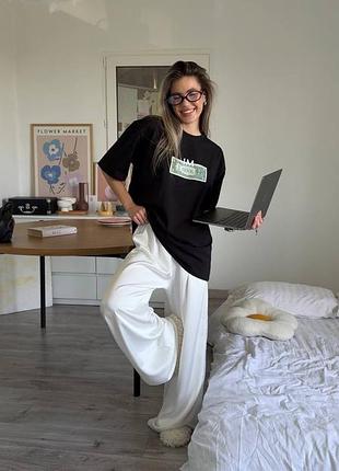 Нежные брюки из сатина цвета шампанское