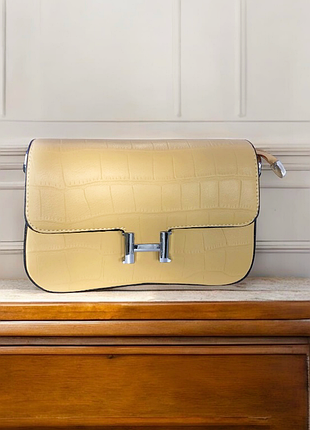Сумка під крокодила в кремовому кольорі