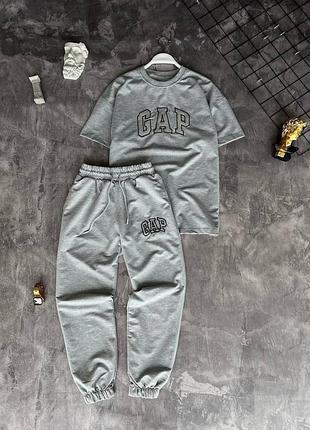 Спортивний костюм gap