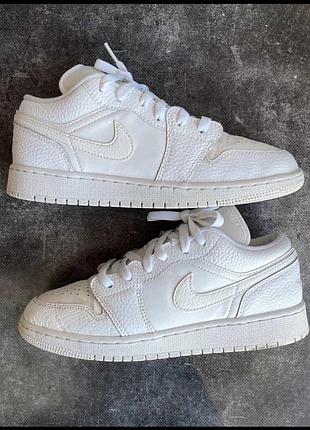 Кросівки nike