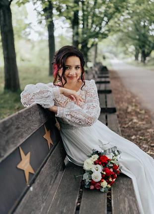 Весільна сукня