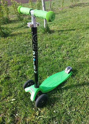 Дитячий триколісний самокат micro maxi