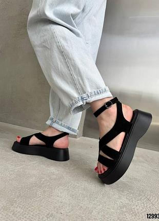 Жіночі босоніжки