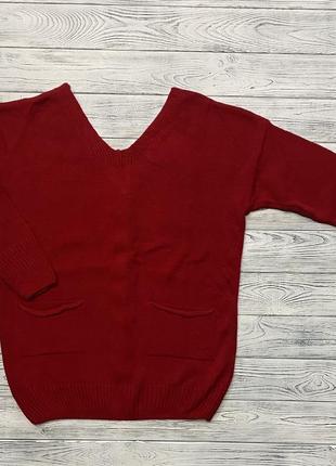 Тёплый вязаный прогулочный костюм красного цвета с карманами, на спине пуговицы5 фото