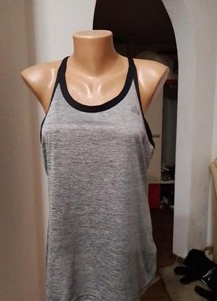 Майка женская спортивная р.m. adidas