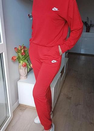 Спортивний костюм жіночий nike