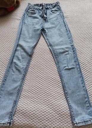 Джинси штани