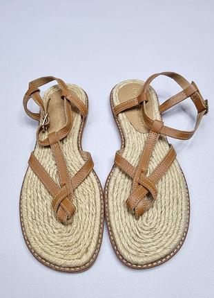 Босоніжки сандалі kurt geiger оригінал нові