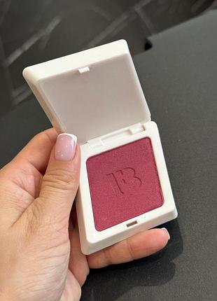 Fenty beauty by rihanna cheeks suede powder blush водостійкі пудрові рум'яна
